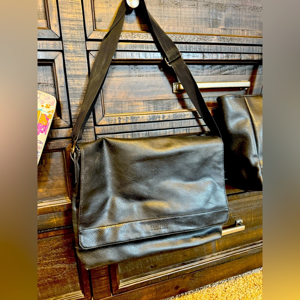 Laptop bag